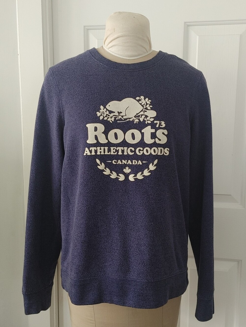 Women's Roots Sweatshirt | Size Large